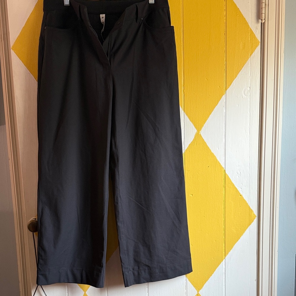 Lululemon Athletica women’s  Charcoal Pants
